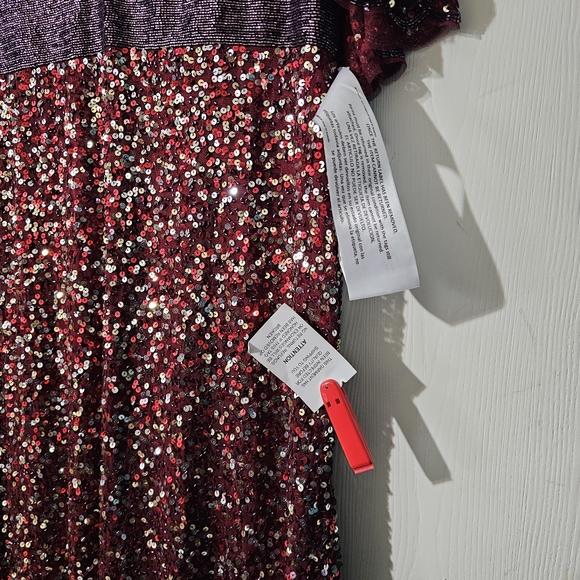 MAC DUGGAL SEQUINED V-NECK CAPE SLEEVE BEADED WAIST GOWN Womens Size 16 - Picture 6 of 9